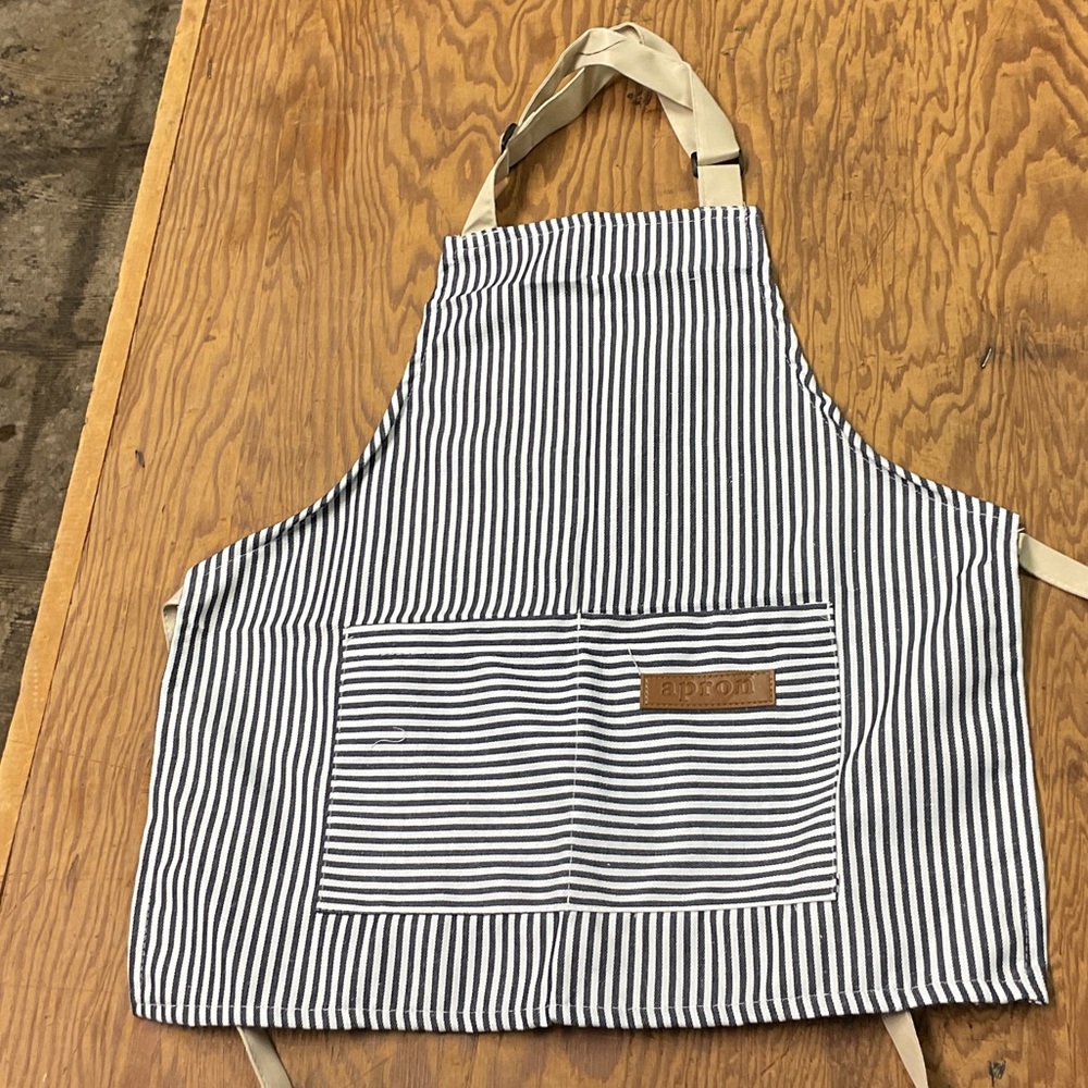 Children’s Canvas Striped Apron with Pockets